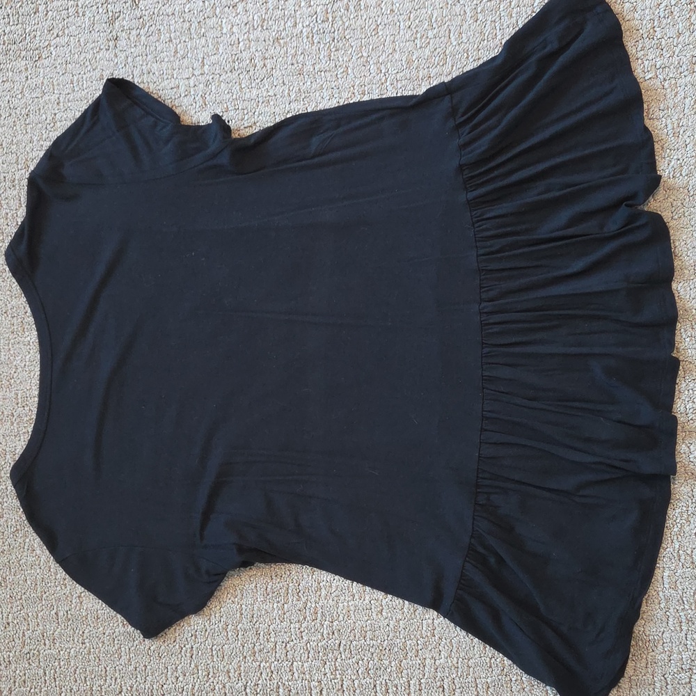 EUC American Eagle Soft & Sexy Peplum T-Shirt - Picture 4 of 9